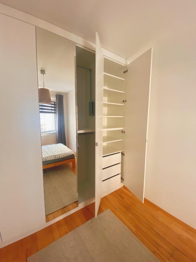 Cosy Apartment In A Perfect Location 1070 Historical Part Of Виена Екстериор снимка
